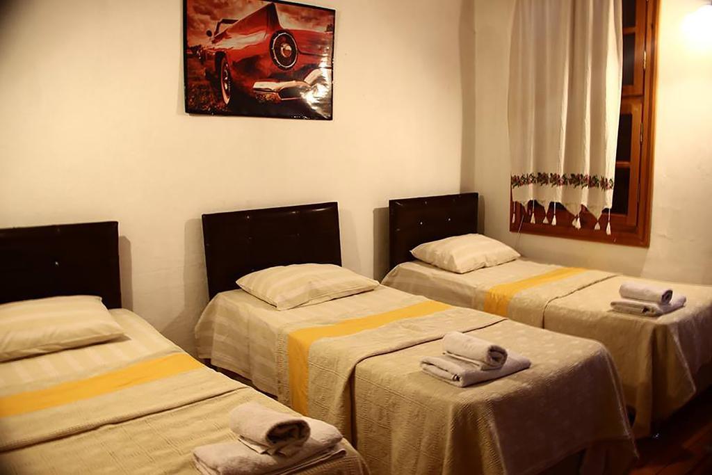Ayfada Cafe & Pension Ayvalı Habitación foto